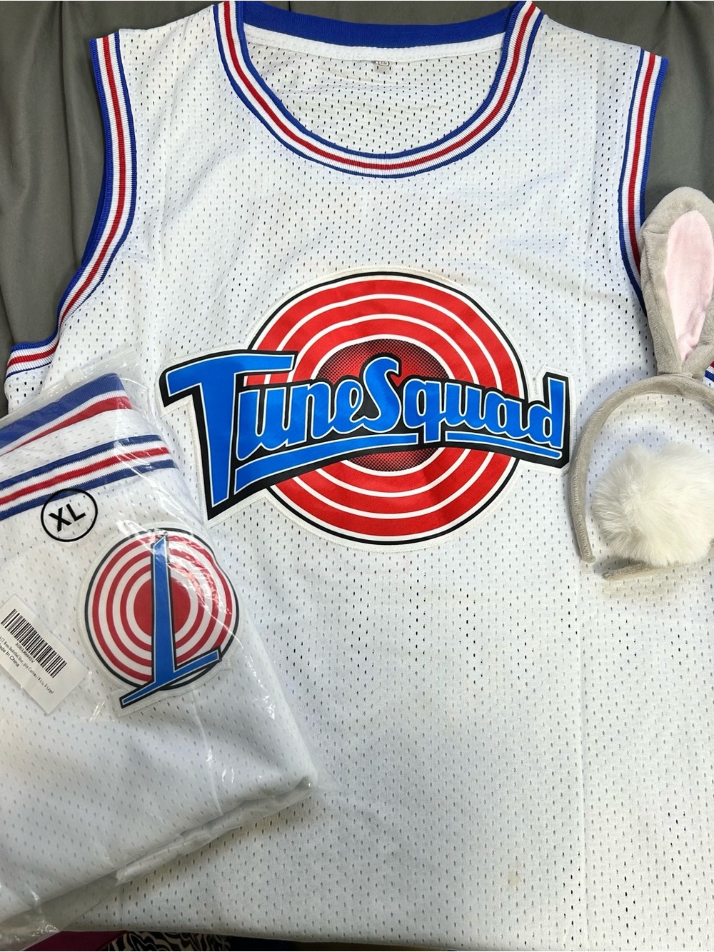 Space Jam Bugs Tune Squad Jersey Halloween Costume Set Men's XL